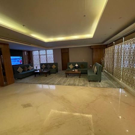 Motiara Hotel - La Valle Mall Rijad Zewnętrze zdjęcie