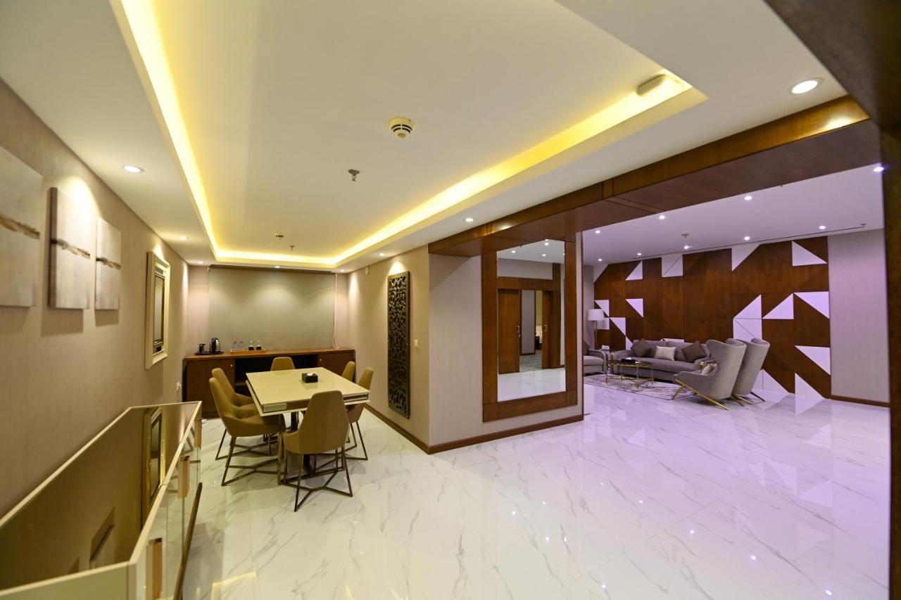 Motiara Hotel - La Valle Mall Rijad Zewnętrze zdjęcie