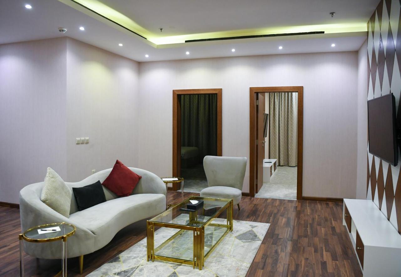 Motiara Hotel - La Valle Mall Rijad Zewnętrze zdjęcie