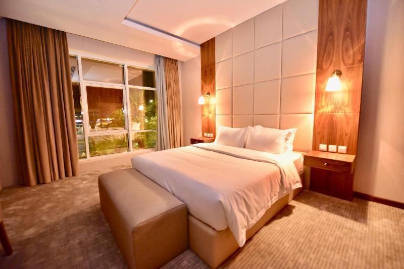 Motiara Hotel - La Valle Mall Rijad Zewnętrze zdjęcie